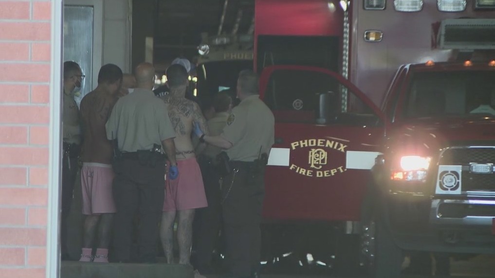 5 inmates hospitalized after possible drug overdose: MCSO